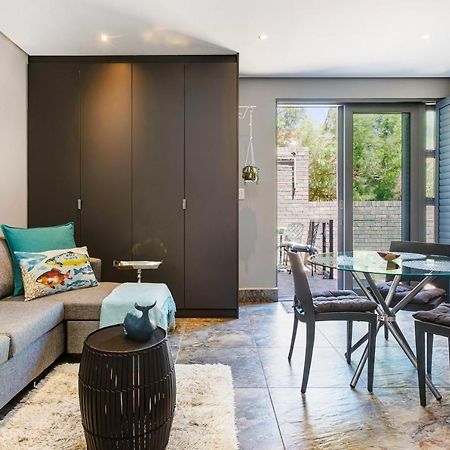 Solar Powered Camps Bay Sea View Apartment Cape Town Eksteriør bilde